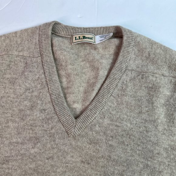 VTG L.L. Bean 100% Lambswool V-Neck Sweater size Medium Beige Made in Scotland - Picture 11 of 13